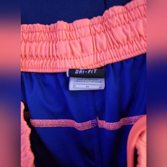 Nike dri fit shorts - Picture 2 of 2